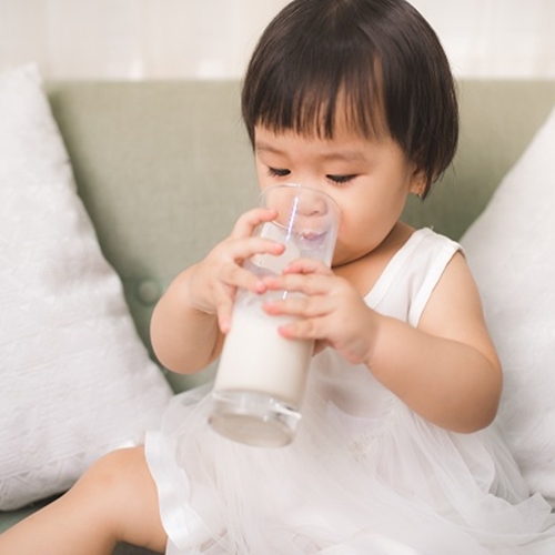 Các loại sữa tốt nhất cho trẻ sơ sinh